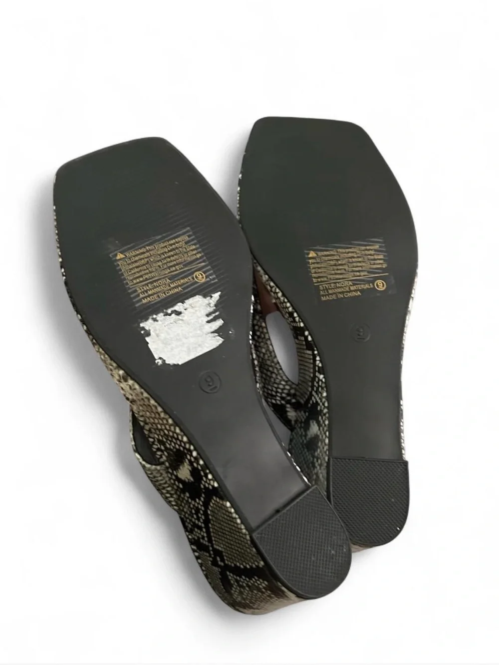 Wedge Thong Sandals in Black and White Snake Print Sz 9